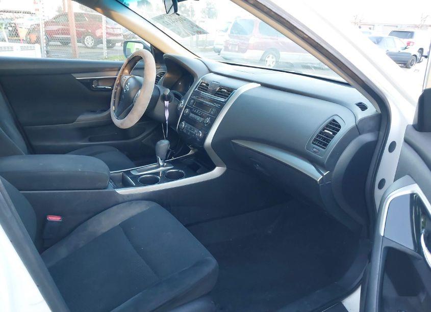 Photo 5 of 2014 Nissan Altima 2.5 S (VIN 1N4AL3AP8EN227963)