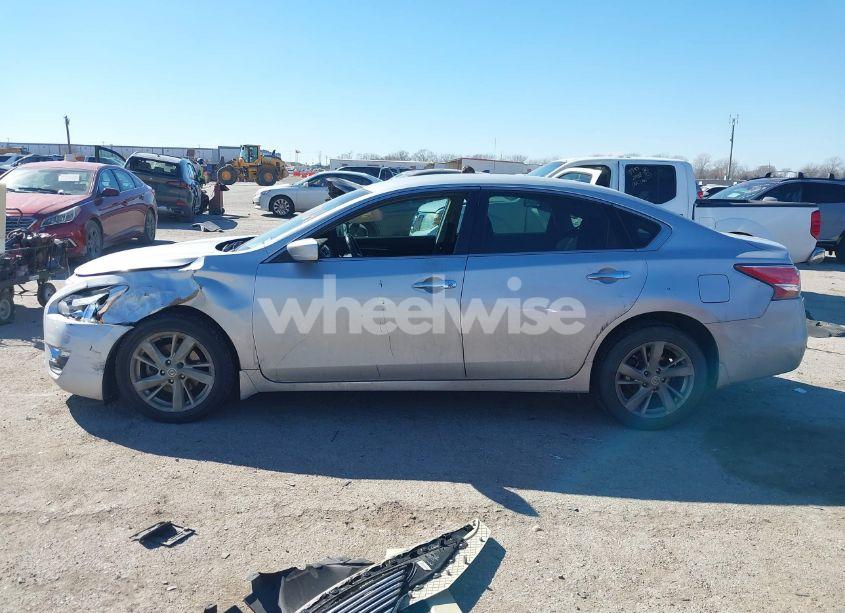 Photo 14 of 2014 Nissan Altima 2.5 SV (VIN 1N4AL3AP8EN232466)