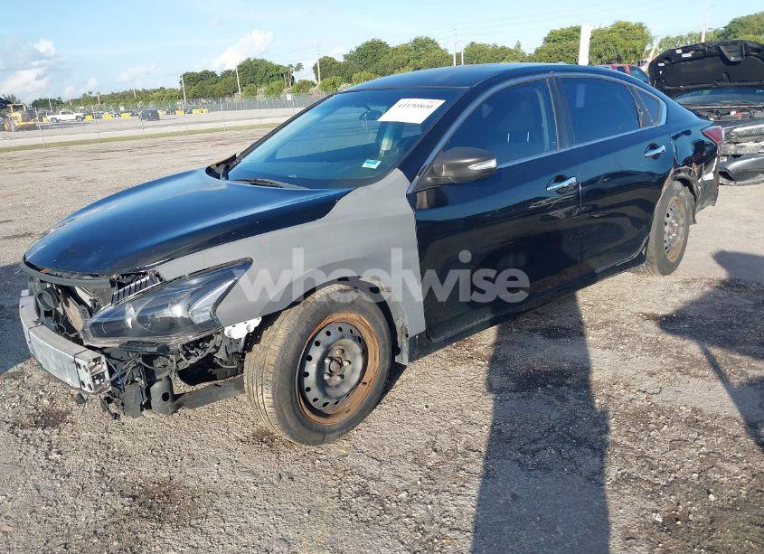 Photo 2 of 2014 Nissan Altima (VIN 1N4AL3AP8EN339162)