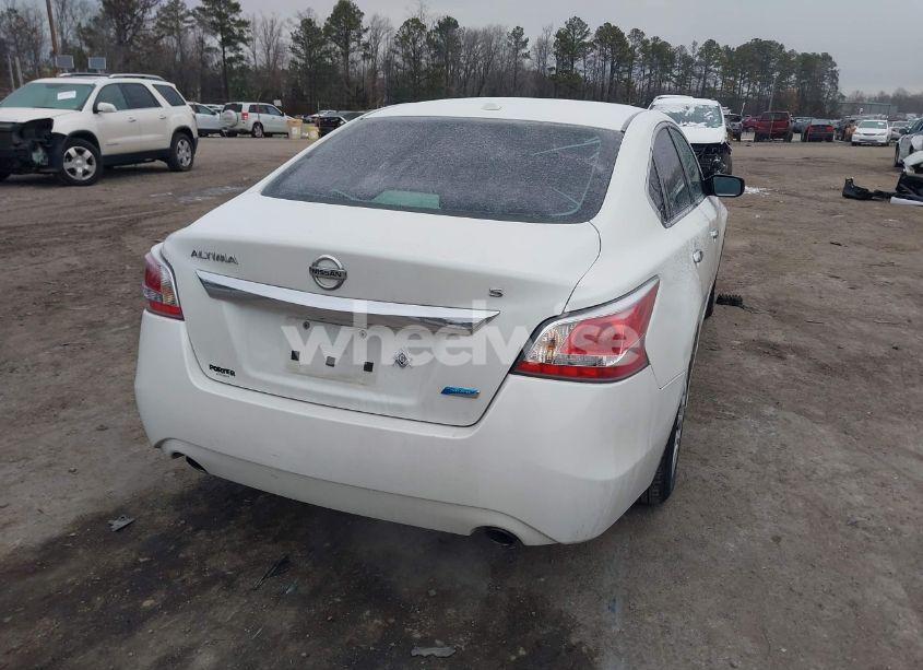 Photo 4 of 2014 Nissan Altima 2.5 S (VIN 1N4AL3AP8EN347987)