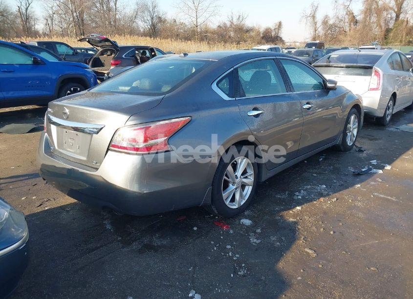Photo 4 of 2014 Nissan Altima 2.5 SL (VIN 1N4AL3AP8EN369889)