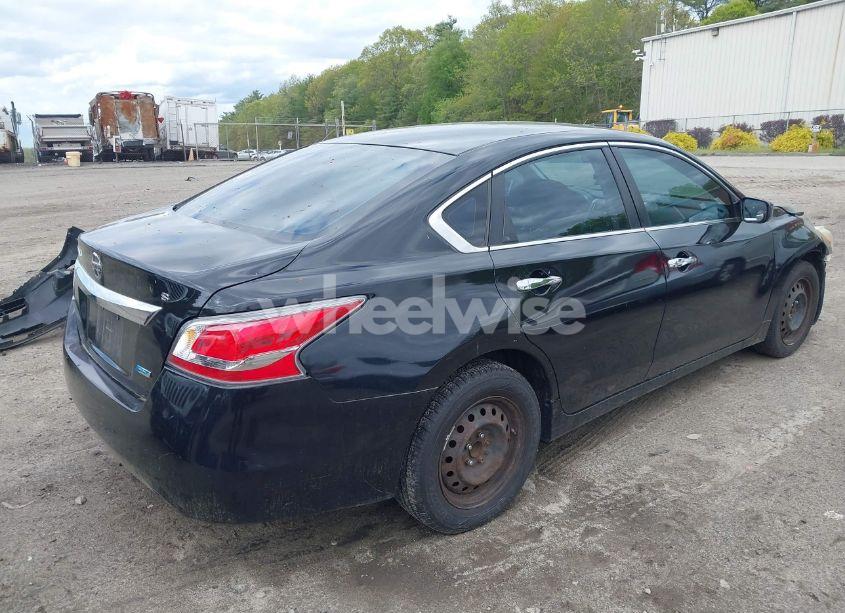 Photo 4 of 2014 Nissan Altima 2.5 S (VIN 1N4AL3AP8EN370637)