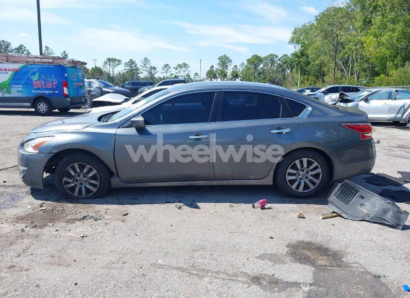 Photo 14 of 2014 Nissan Altima 2.5 S (VIN 1N4AL3AP8EN370962)