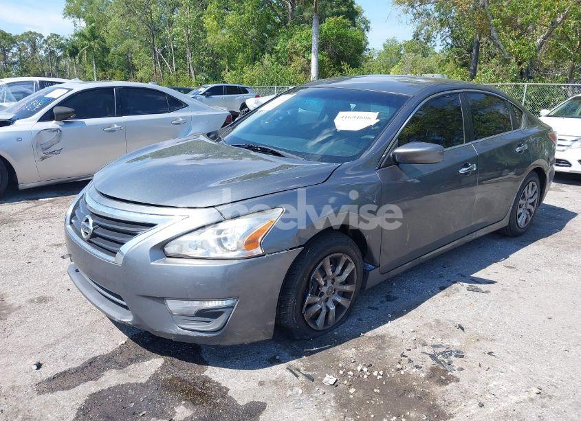 Photo 2 of 2014 Nissan Altima 2.5 S (VIN 1N4AL3AP8EN370962)
