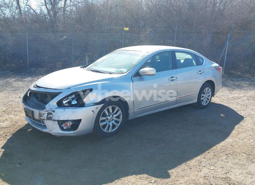 Photo 2 of 2014 Nissan Altima 2.5 S (VIN 1N4AL3AP8EN389432)