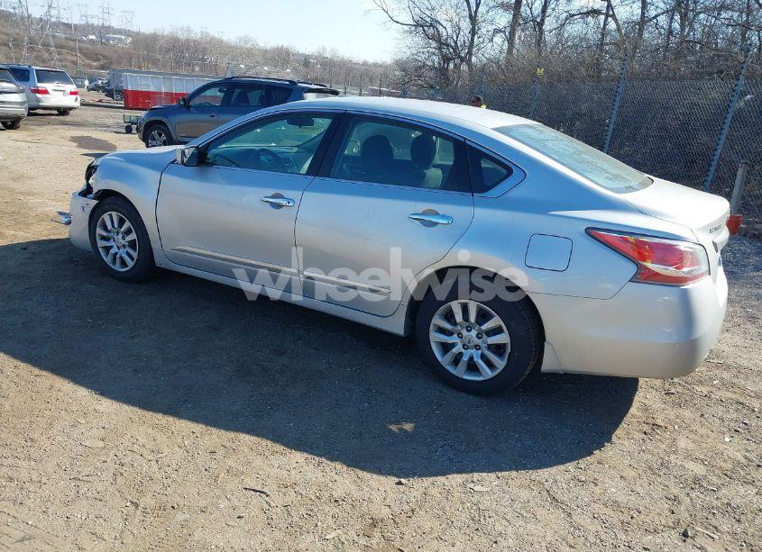 Photo 3 of 2014 Nissan Altima 2.5 S (VIN 1N4AL3AP8EN389432)