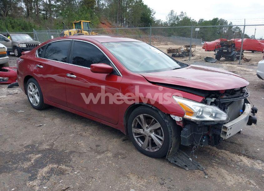 2015 Nissan Altima 2.5 SV (VIN 1N4AL3AP8FC105407) main photo