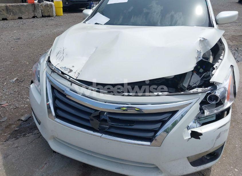 Photo 6 of 2015 Nissan Altima 2.5 SV (VIN 1N4AL3AP8FC108193)