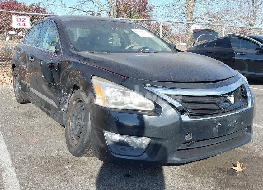 2015 Nissan Altima 2.5 S (VIN 1N4AL3AP8FC111496) main photo