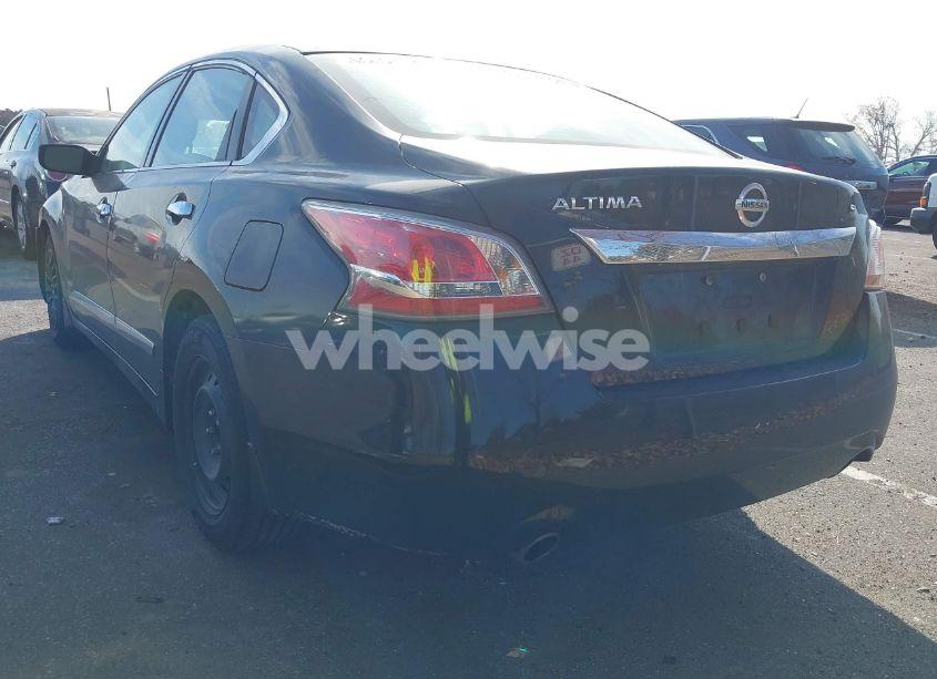 Photo 3 of 2015 Nissan Altima 2.5 S (VIN 1N4AL3AP8FC111496)