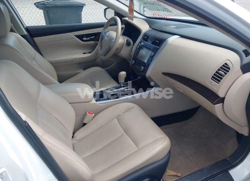Photo 5 of 2015 Nissan Altima 2.5 SL (VIN 1N4AL3AP8FC121316)