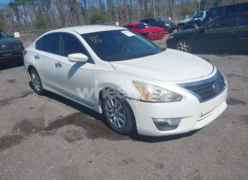 2015 Nissan Altima 2.5/2.5 S/2.5 SL/2.5 SV (VIN 1N4AL3AP8FC122711) main photo