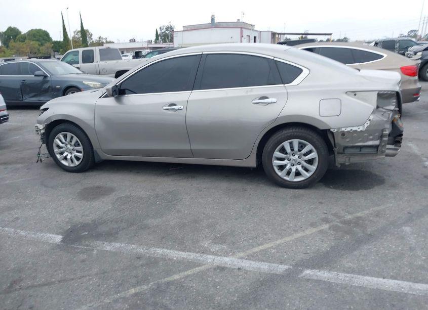 Photo 13 of 2015 Nissan Altima 2.5/2.5 S/2.5 SL/2.5 SV (VIN 1N4AL3AP8FC124698)