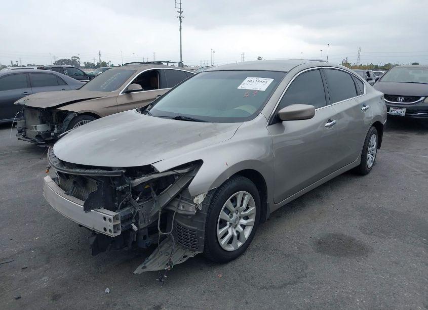 Photo 2 of 2015 Nissan Altima 2.5/2.5 S/2.5 SL/2.5 SV (VIN 1N4AL3AP8FC124698)