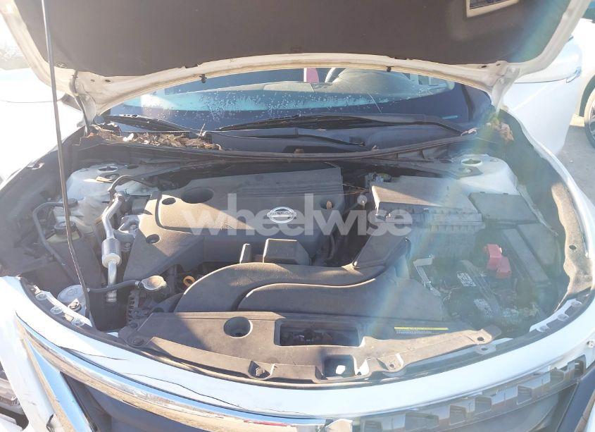 Photo 10 of 2015 Nissan Altima 2.5 S (VIN 1N4AL3AP8FC141484)