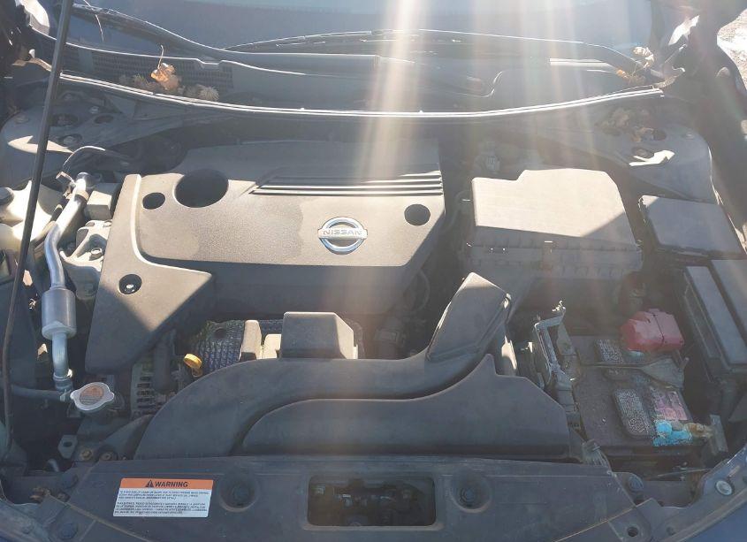 Photo 10 of 2015 Nissan Altima 2.5 SV (VIN 1N4AL3AP8FC153036)