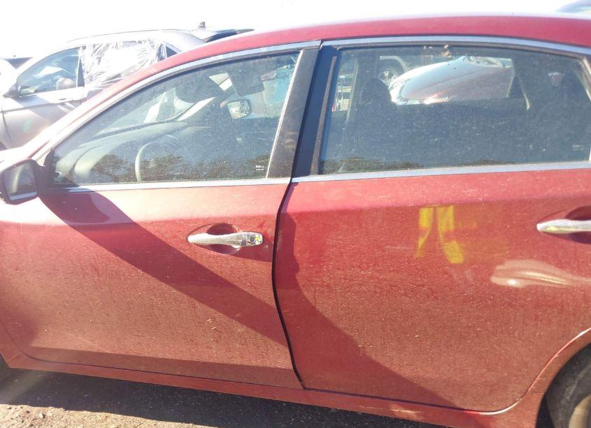 Photo 14 of 2015 Nissan Altima 2.5 (VIN 1N4AL3AP8FC155921)