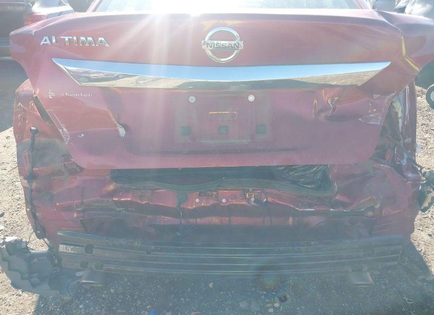 Photo 6 of 2015 Nissan Altima 2.5 (VIN 1N4AL3AP8FC155921)