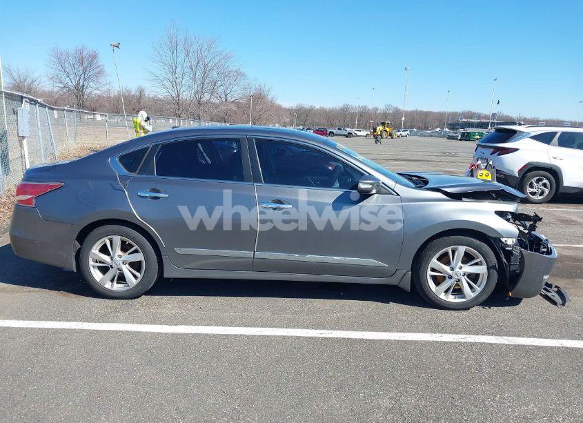 Photo 13 of 2015 Nissan Altima 2.5 SL (VIN 1N4AL3AP8FC163596)