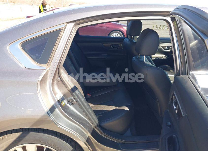 Photo 8 of 2015 Nissan Altima 2.5 SL (VIN 1N4AL3AP8FC163596)