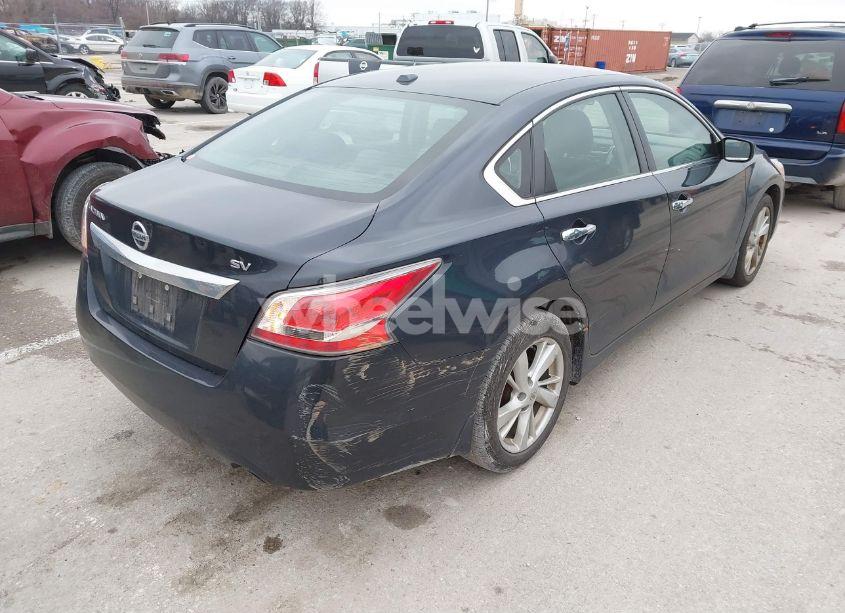 Photo 4 of 2015 Nissan Altima 2.5 SV (VIN 1N4AL3AP8FC166420)