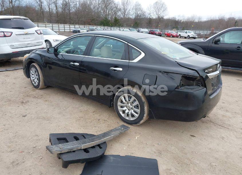 Photo 3 of 2015 Nissan Altima 2.5 S (VIN 1N4AL3AP8FC177384)