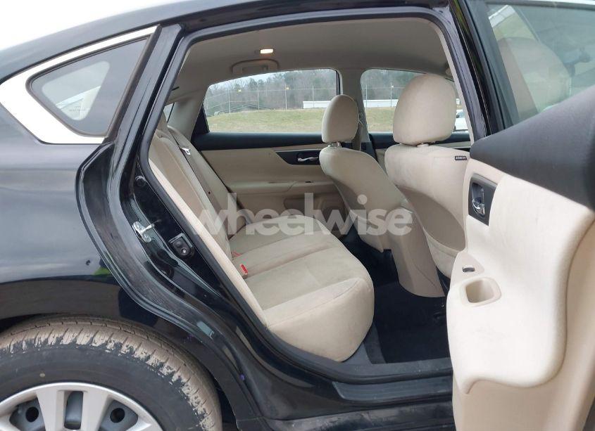 Photo 8 of 2015 Nissan Altima 2.5 S (VIN 1N4AL3AP8FC177384)