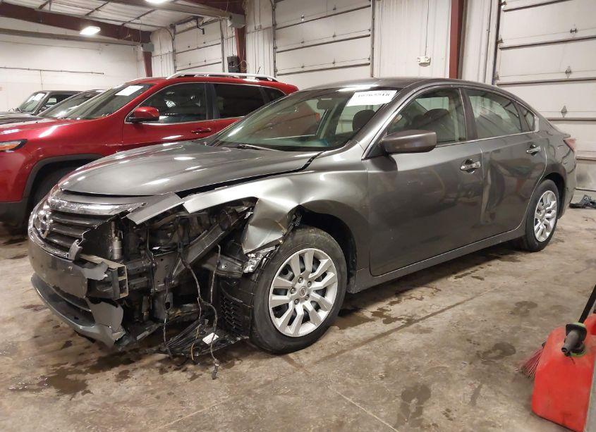 Photo 2 of 2015 Nissan Altima 2.5 (VIN 1N4AL3AP8FC180494)