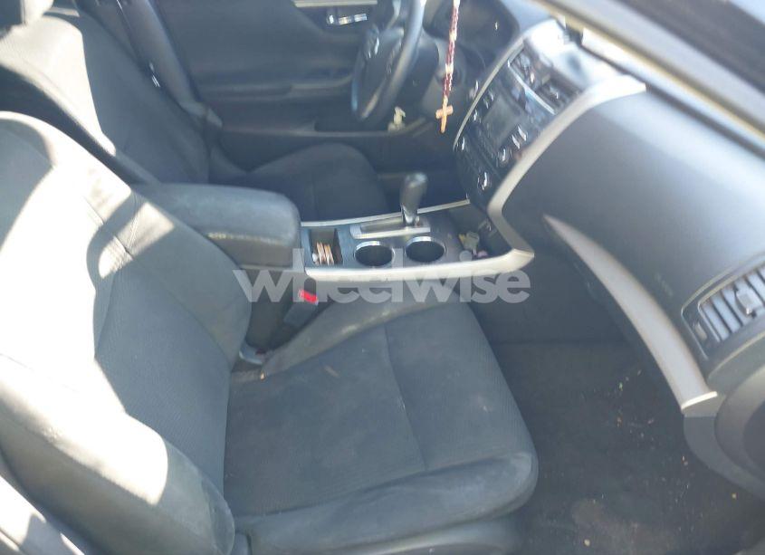 Photo 5 of 2015 Nissan Altima 2.5/2.5 S/2.5 SL/2.5 SV (VIN 1N4AL3AP8FC196128)