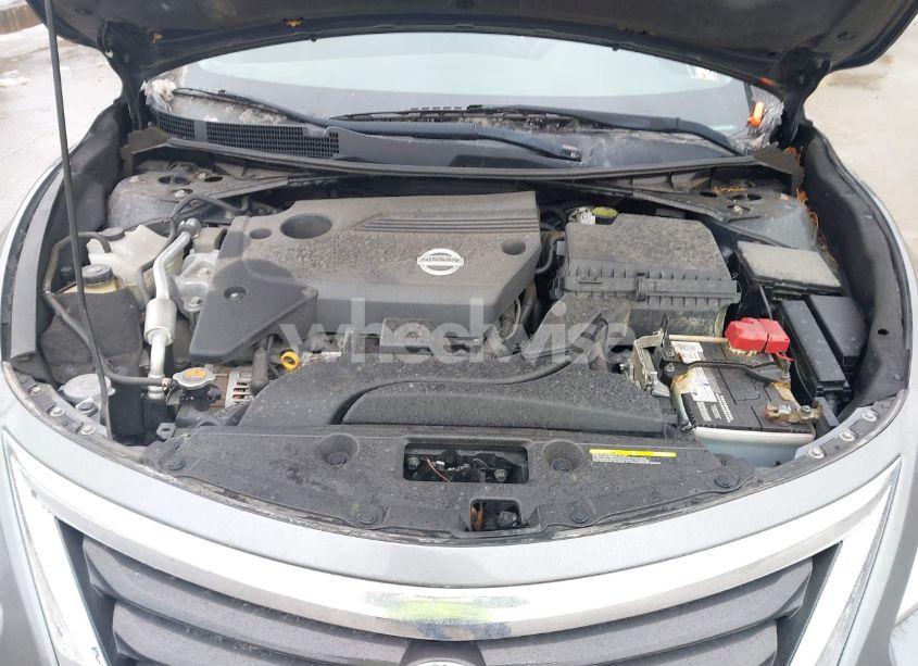 Photo 10 of 2015 Nissan Altima 2.5 S (VIN 1N4AL3AP8FC204986)