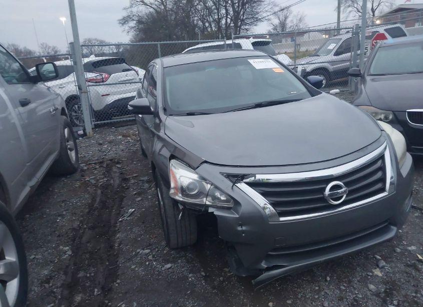 2015 Nissan Altima 2.5/2.5 S/2.5 SL/2.5 SV (VIN 1N4AL3AP8FC211243) main photo