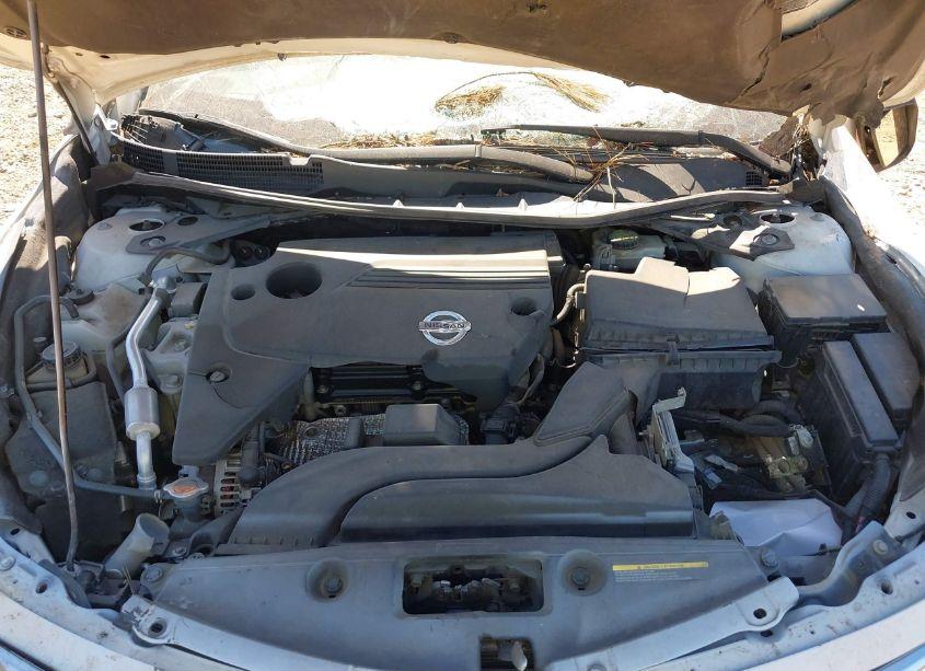 Photo 10 of 2015 Nissan Altima 2.5 S (VIN 1N4AL3AP8FC212828)