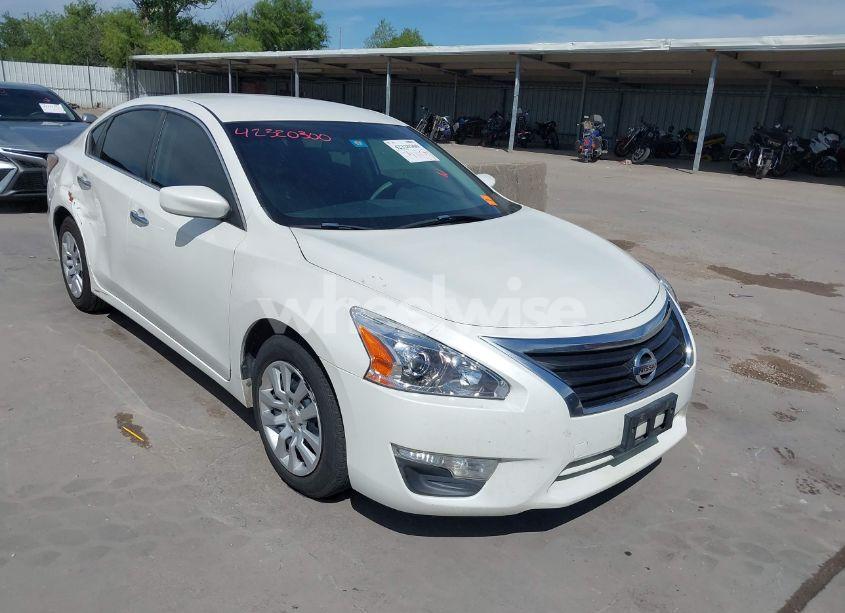 2015 Nissan Altima 2.5 S (VIN 1N4AL3AP8FC212893) main photo