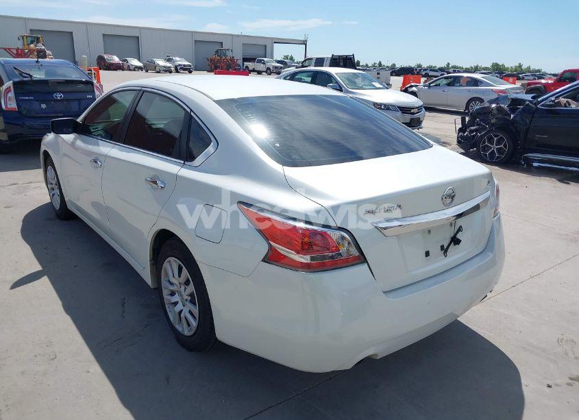 Photo 3 of 2015 Nissan Altima 2.5 S (VIN 1N4AL3AP8FC212893)