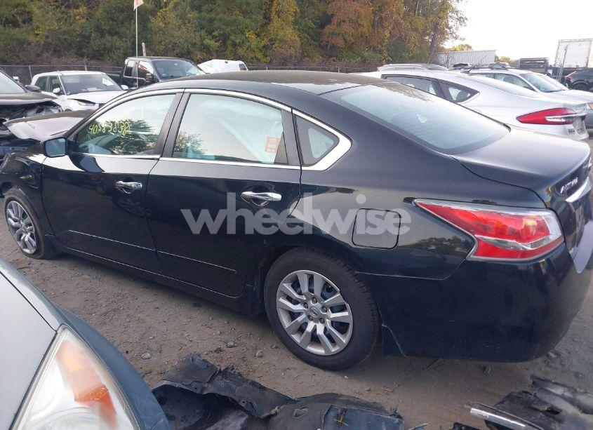 Photo 15 of 2015 Nissan Altima 2.5 S (VIN 1N4AL3AP8FC219147)