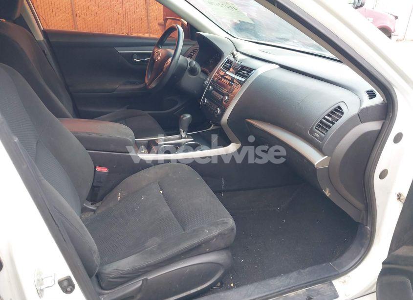 Photo 5 of 2015 Nissan Altima 2.5 S (VIN 1N4AL3AP8FC226275)