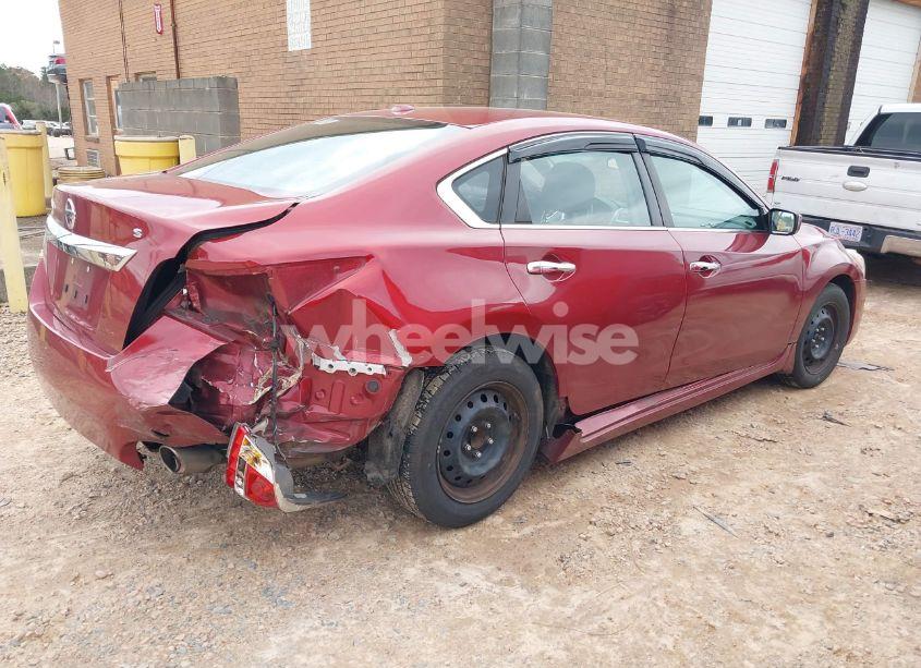 Photo 4 of 2015 Nissan Altima 2.5 S (VIN 1N4AL3AP8FC229886)
