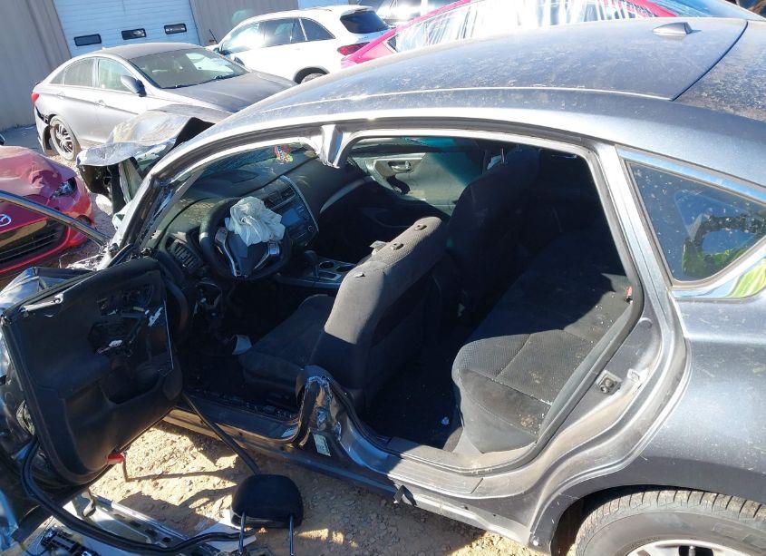 Photo 15 of 2015 Nissan Altima 2.5 S (VIN 1N4AL3AP8FC231346)