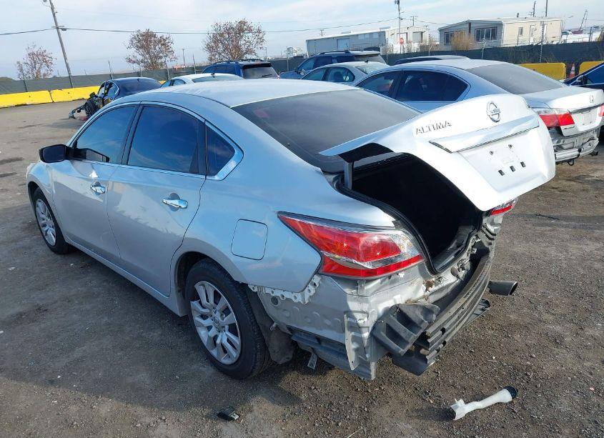Photo 3 of 2015 Nissan Altima 2.5/2.5 S/2.5 SL/2.5 SV (VIN 1N4AL3AP8FC237096)
