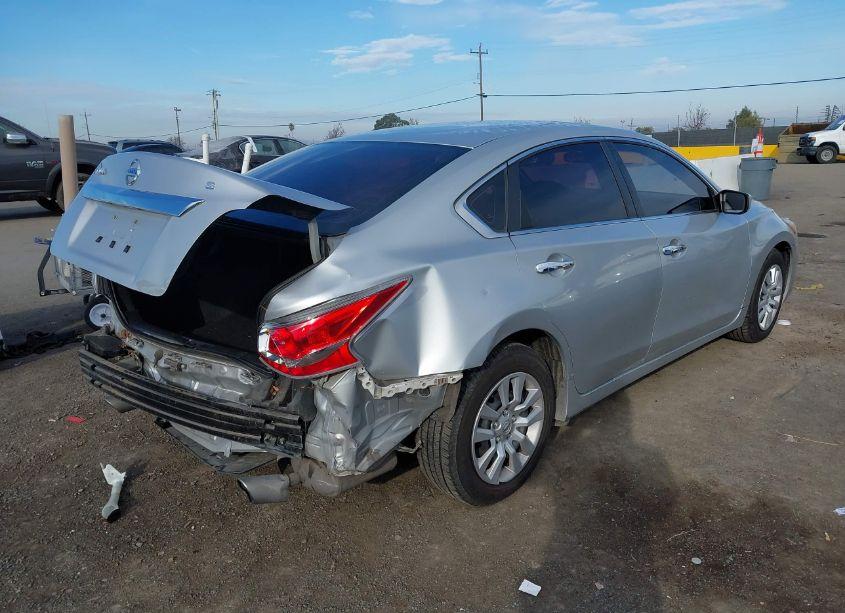 Photo 4 of 2015 Nissan Altima 2.5/2.5 S/2.5 SL/2.5 SV (VIN 1N4AL3AP8FC237096)