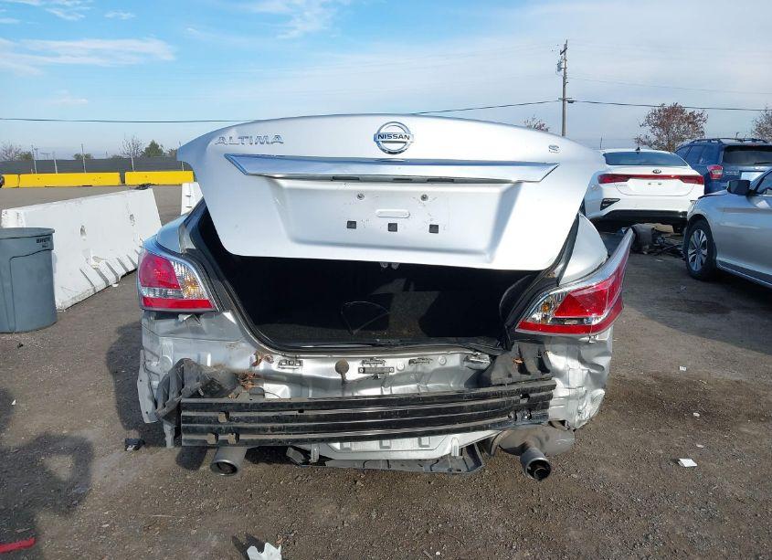 Photo 6 of 2015 Nissan Altima 2.5/2.5 S/2.5 SL/2.5 SV (VIN 1N4AL3AP8FC237096)