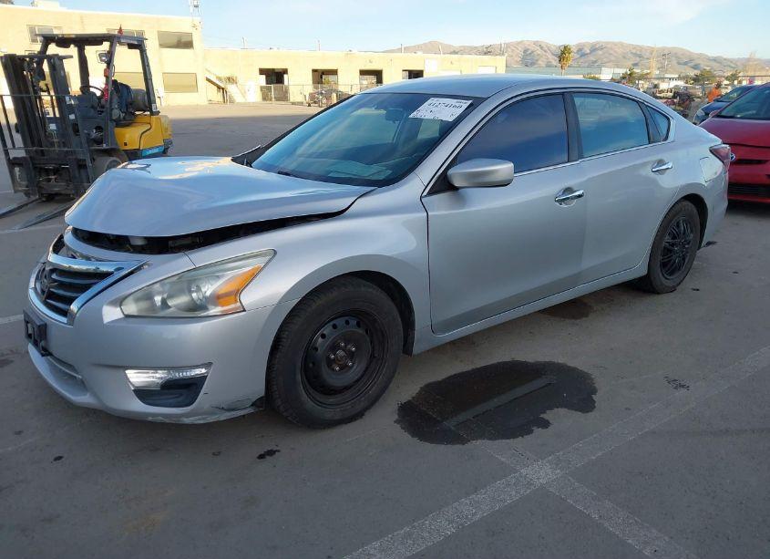 Photo 2 of 2015 Nissan Altima 2.5/2.5 S/2.5 SL/2.5 SV (VIN 1N4AL3AP8FC252827)