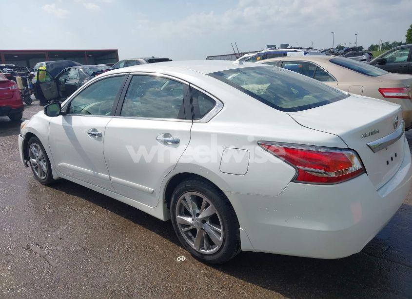 Photo 15 of 2015 Nissan Altima 2.5 SL (VIN 1N4AL3AP8FC256862)
