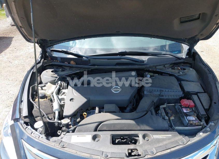 Photo 10 of 2015 Nissan Altima 2.5 S (VIN 1N4AL3AP8FC263505)