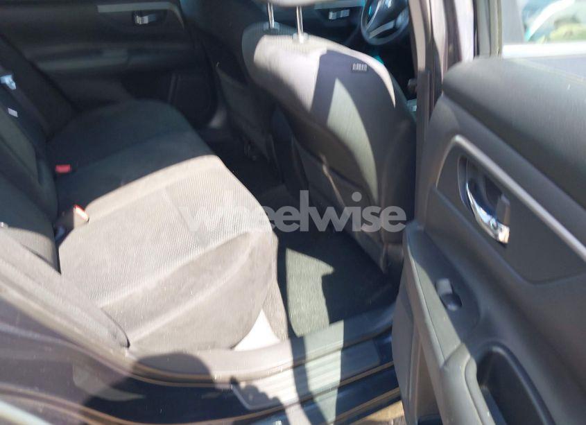 Photo 8 of 2015 Nissan Altima 2.5 S (VIN 1N4AL3AP8FC263505)