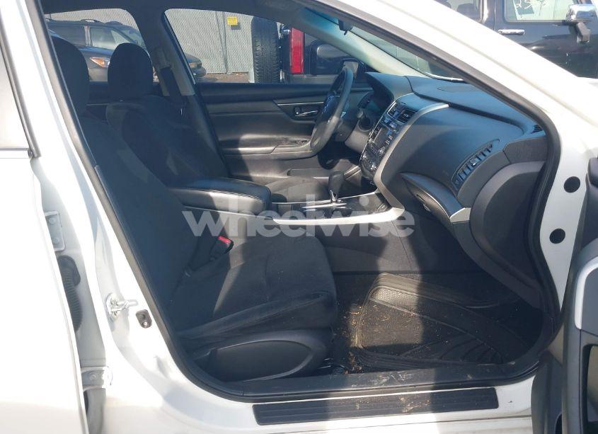 Photo 5 of 2015 Nissan Altima 2.5 S (VIN 1N4AL3AP8FC283205)