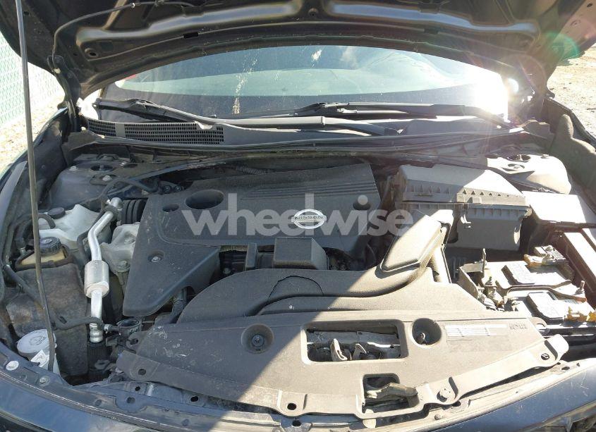 Photo 10 of 2015 Nissan Altima 2.5 S (VIN 1N4AL3AP8FC295953)