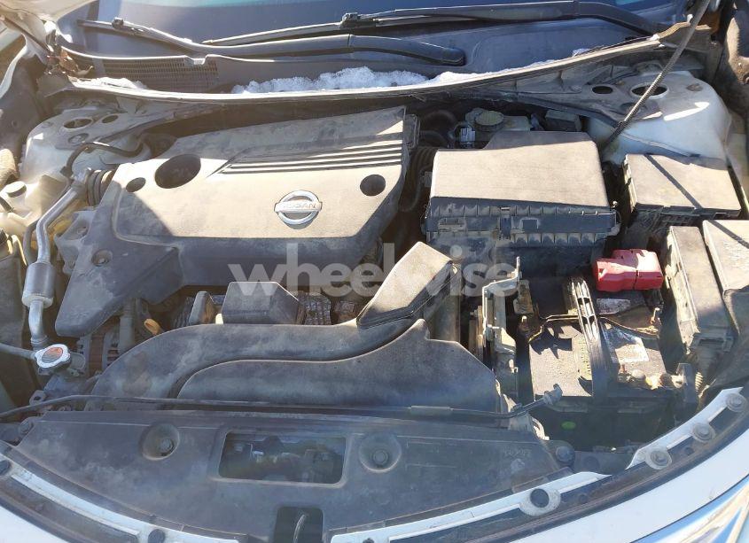 Photo 10 of 2015 Nissan Altima 2.5 S (VIN 1N4AL3AP8FC410776)