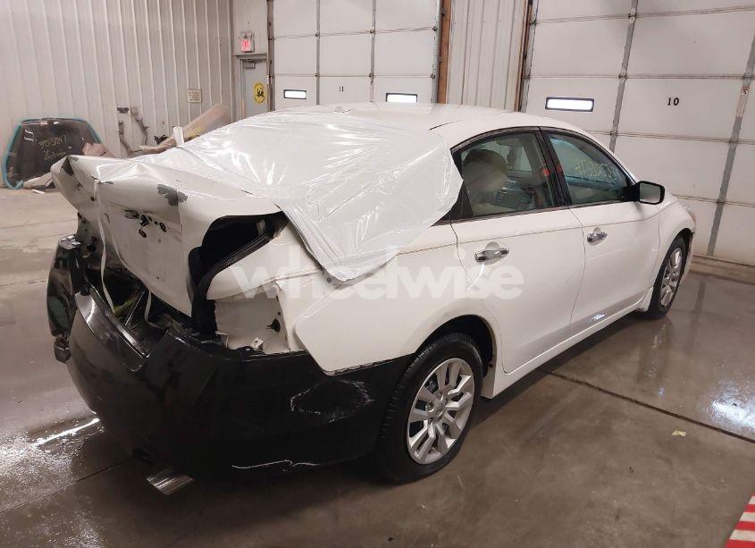 Photo 4 of 2015 Nissan Altima 2.5 S (VIN 1N4AL3AP8FC410776)
