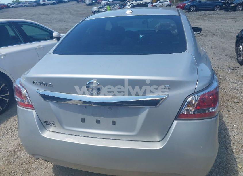 Photo 15 of 2015 Nissan Altima 2.5 S (VIN 1N4AL3AP8FC411653)